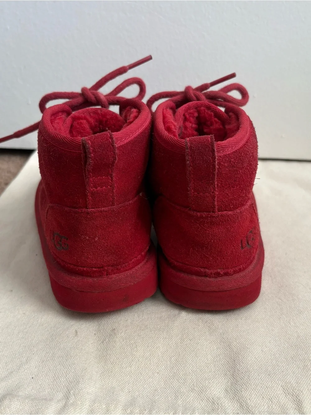 UGG kids red